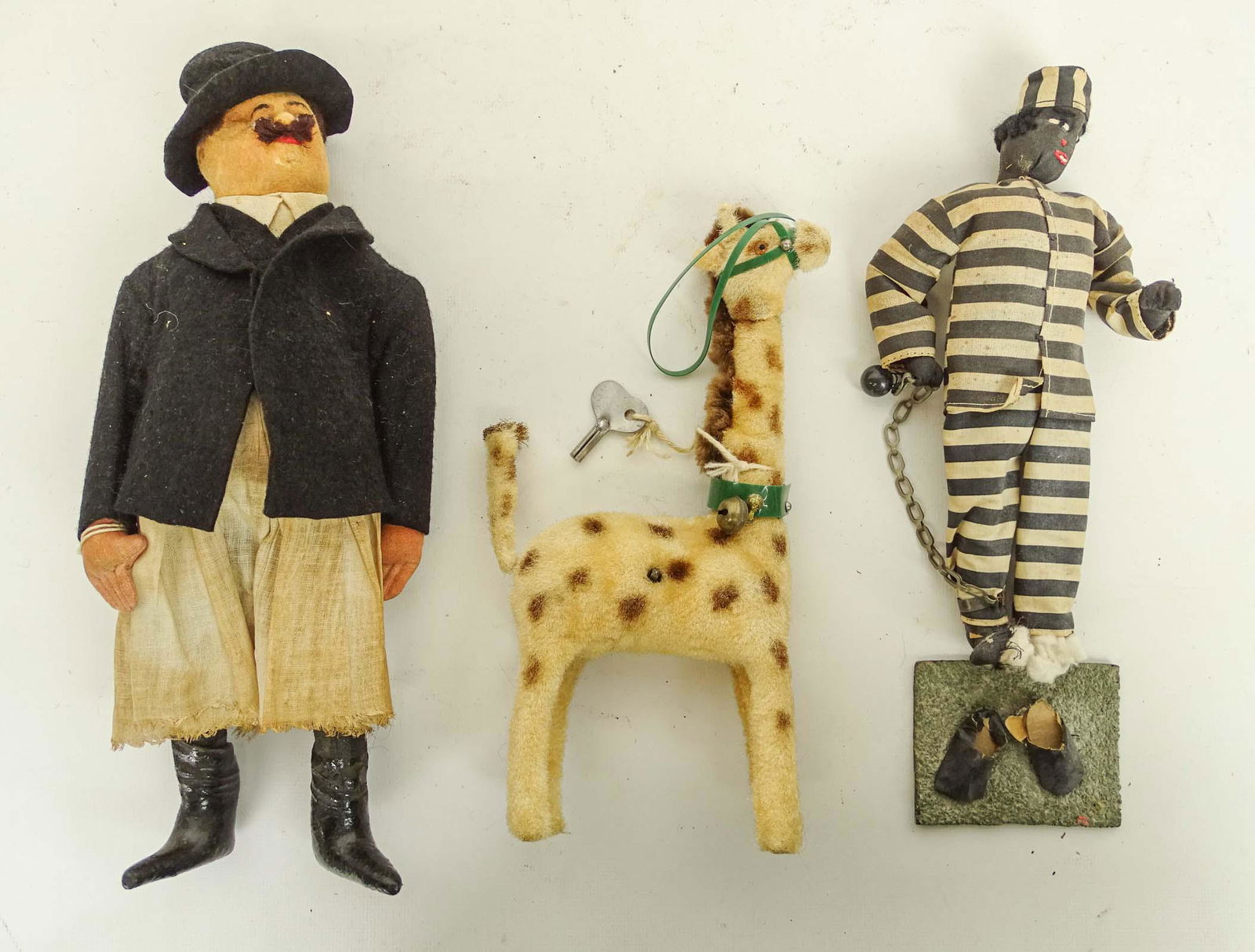 Folk Art Dolls (1 of 12)