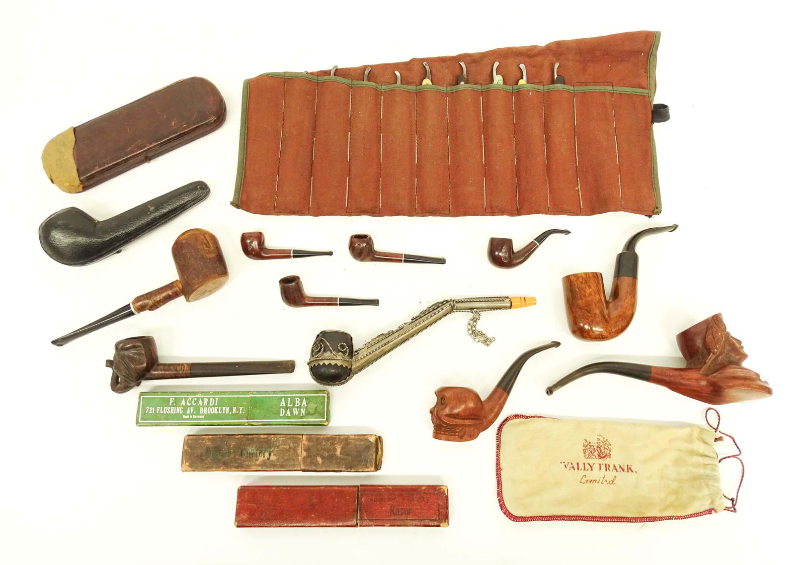Pipe & Straight Razor Lot (1 of 19)