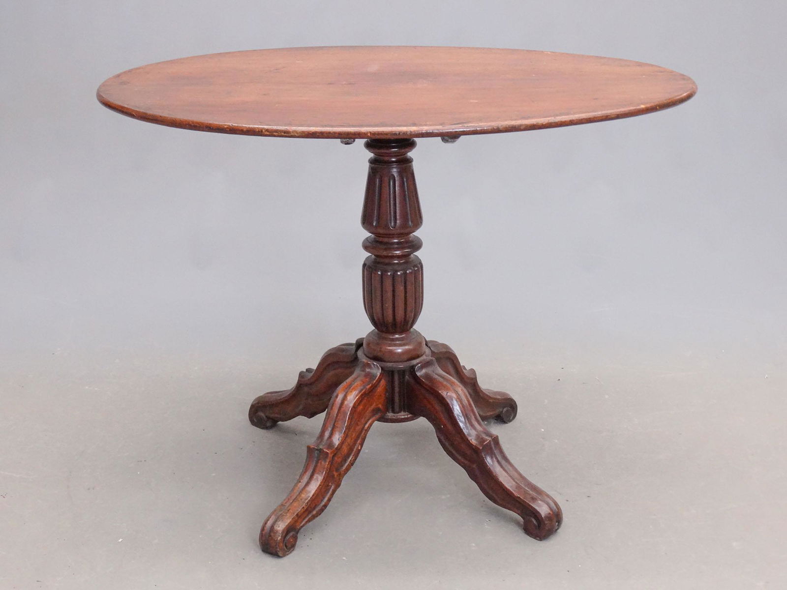 Victorian Tilt Top Table (1 of 5)