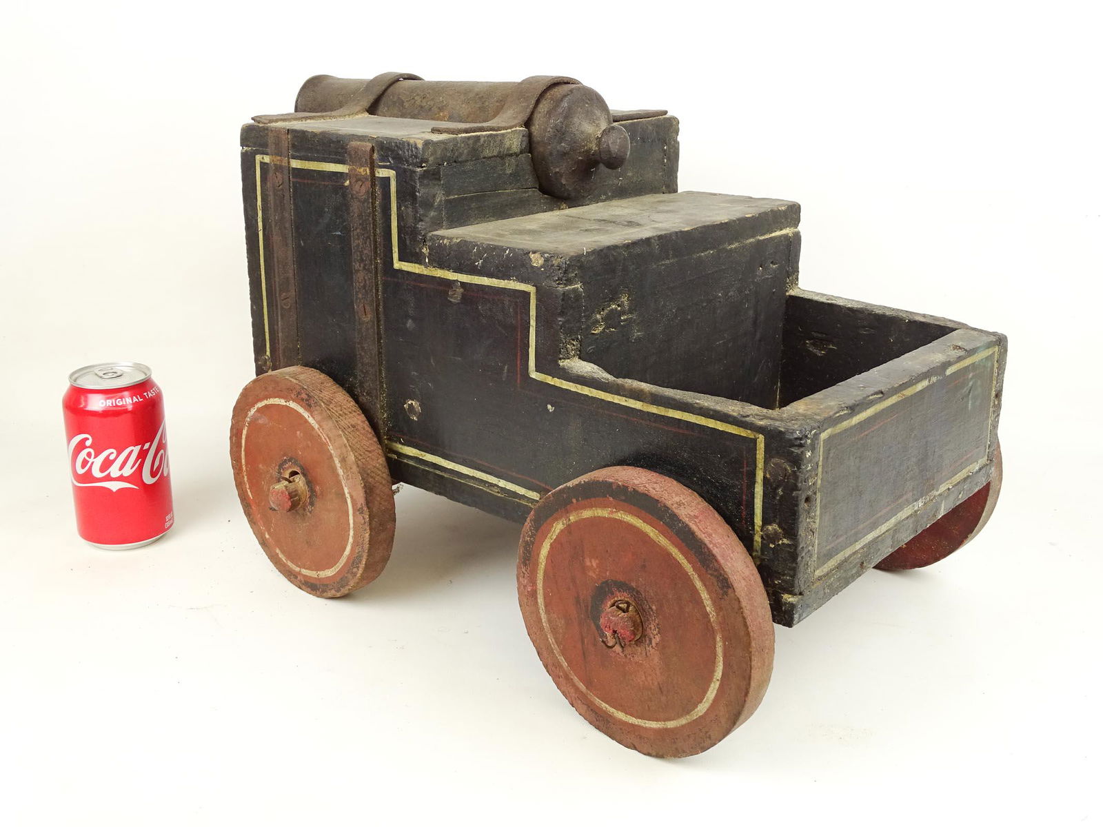 Early Iron Cannon On Frame (1 of 6)