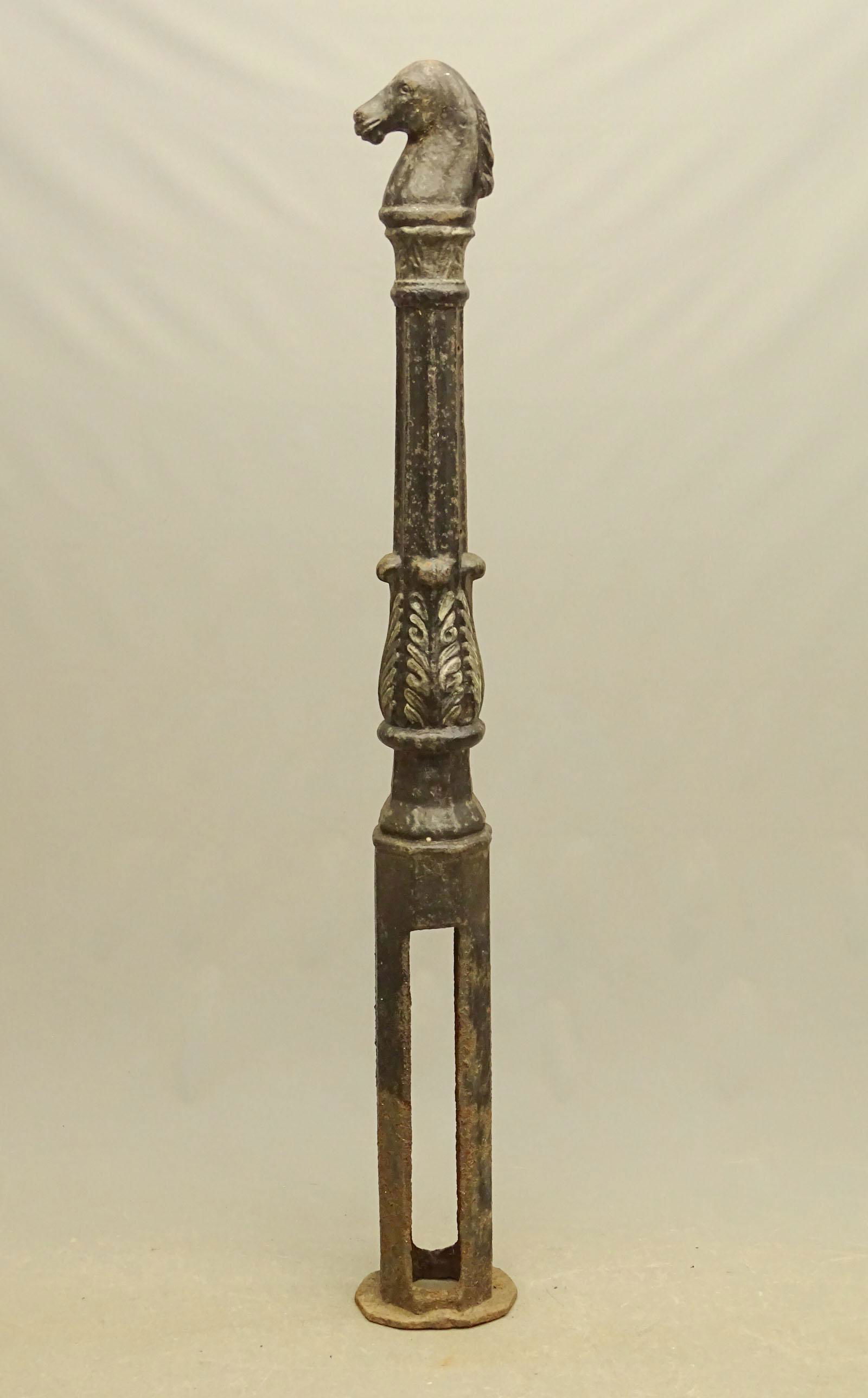 Cast Iron Horse Head Hitching Post (1 of 8)