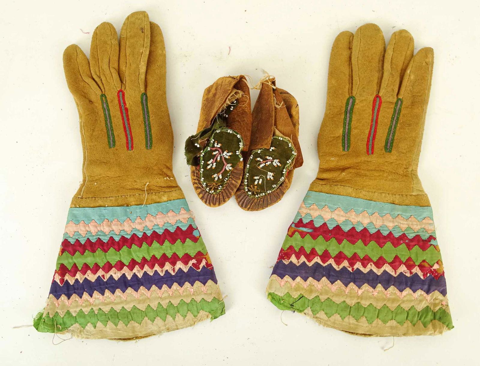 Native American Leather Gloves & Moccasins (1 of 5)