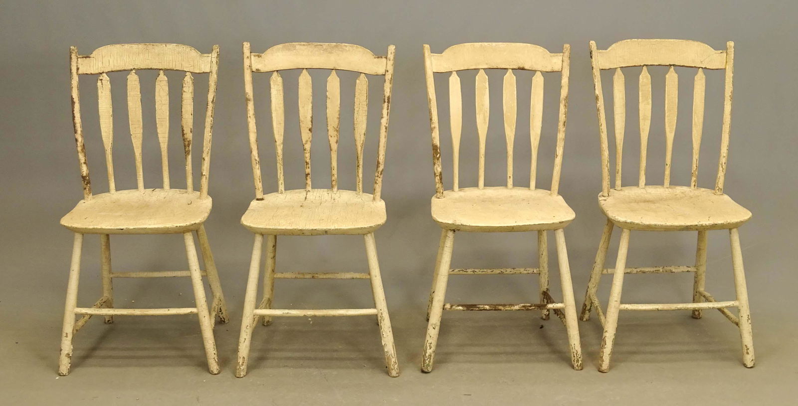 Set of 19th c. Windsor Chairs: Set of four 19th c. bent arrowback Windsor's. Provenance: Estate of Philip And Kathleen Seibel, Catskill New York.