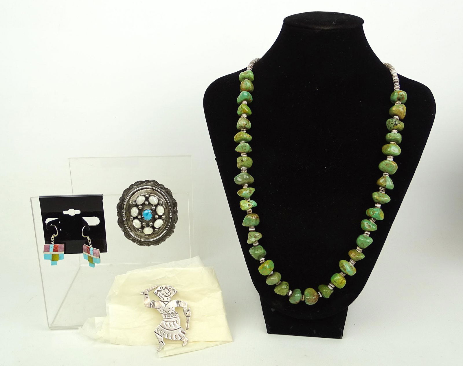 Lot of Vintage Native Navajo American Jewelry (1 of 16)