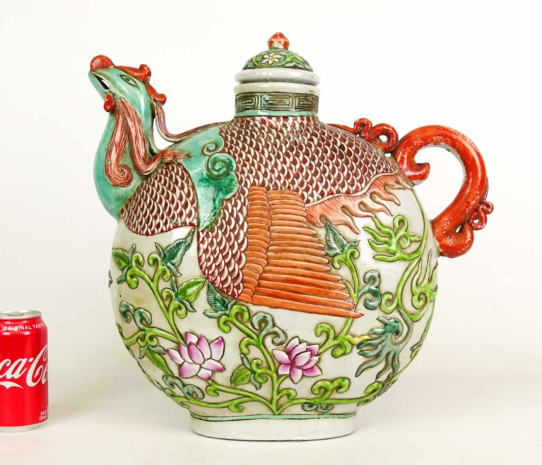 Asian Porcelain Teapot (1 of 7)