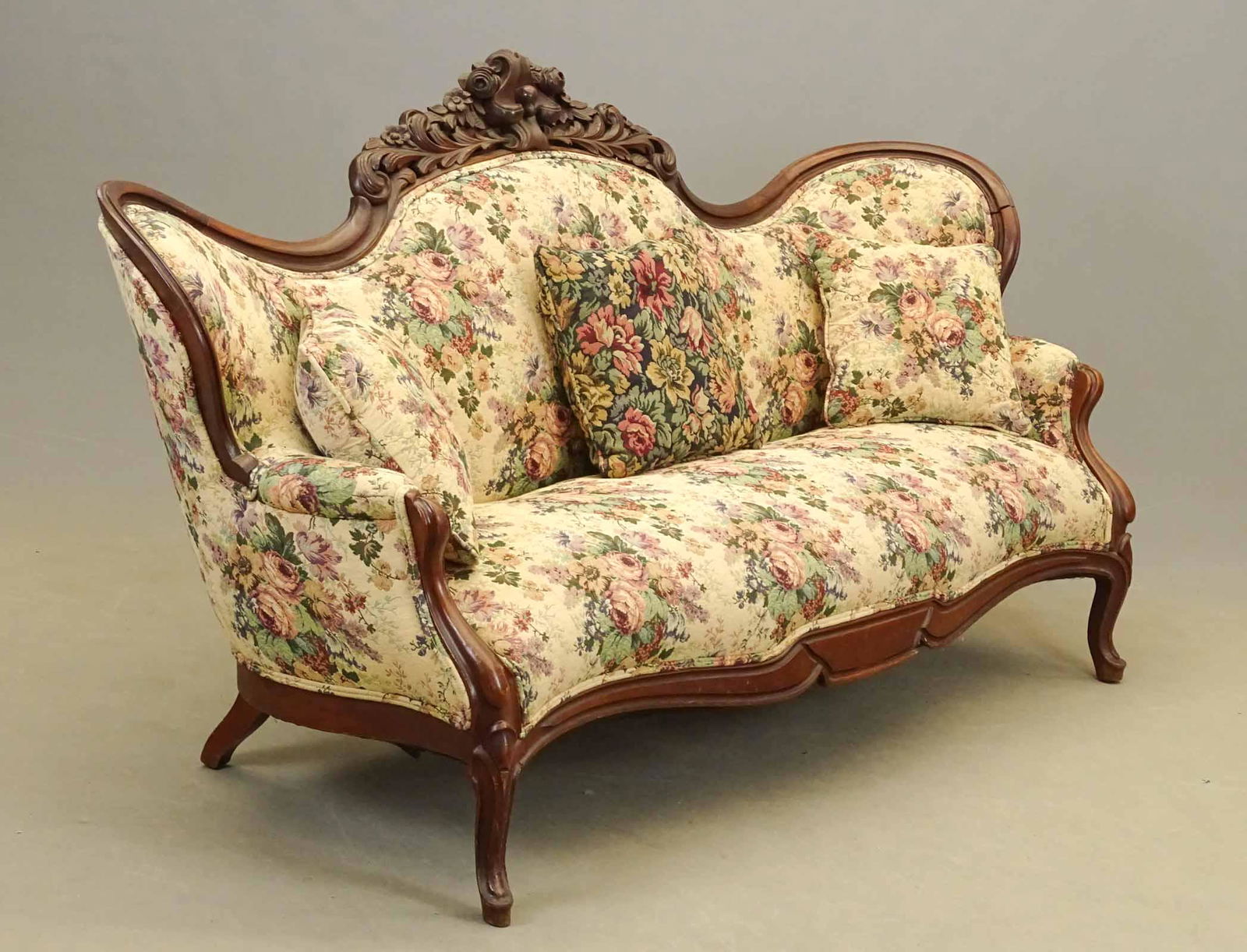 Victorian Sofa (1 of 3)