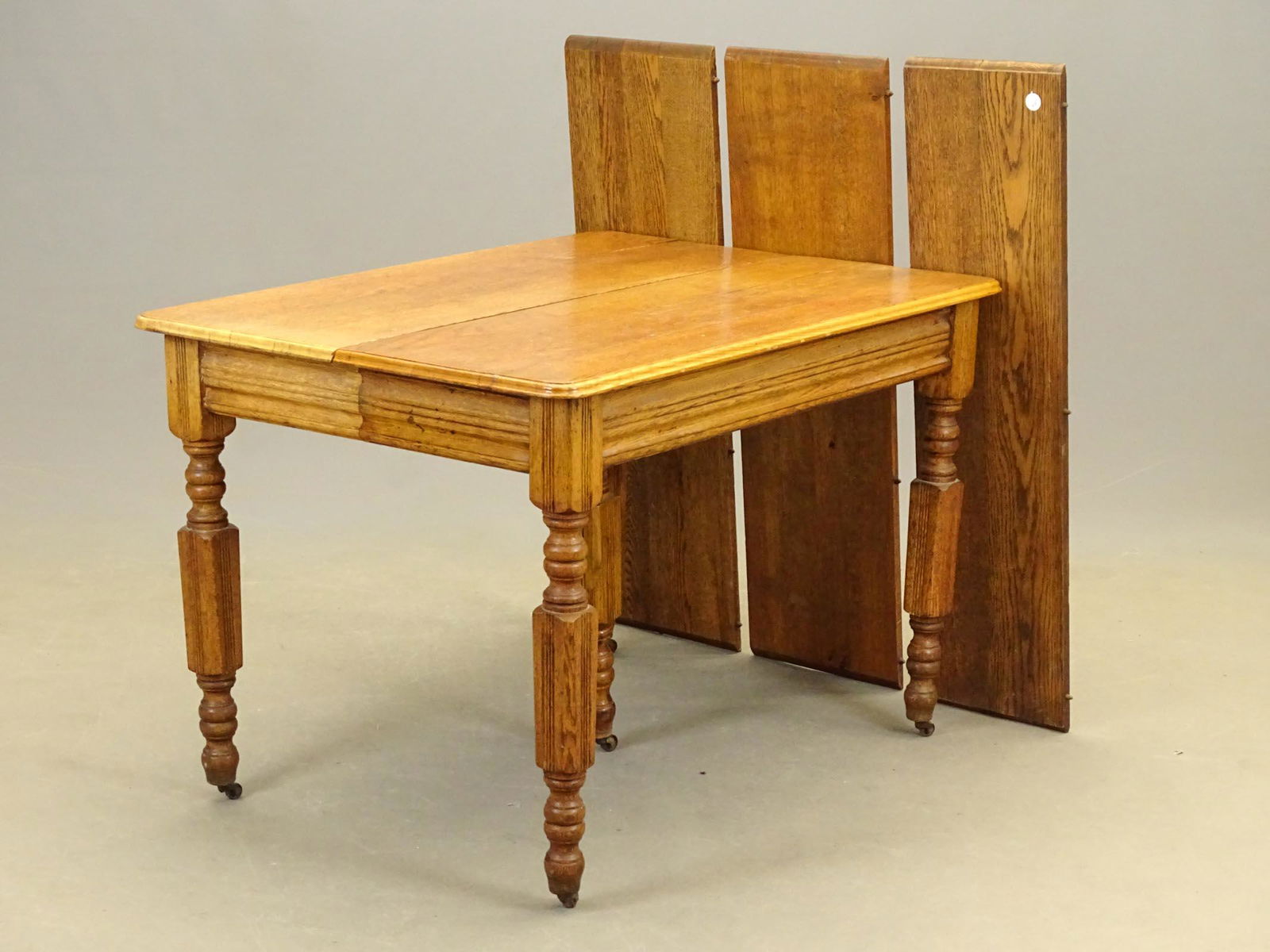 Victorian Table (1 of 3)