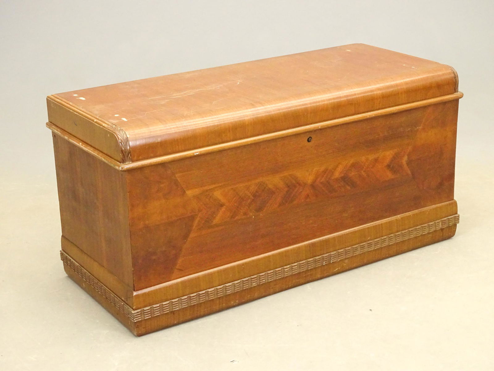 Art Deco Trunk (1 of 6)