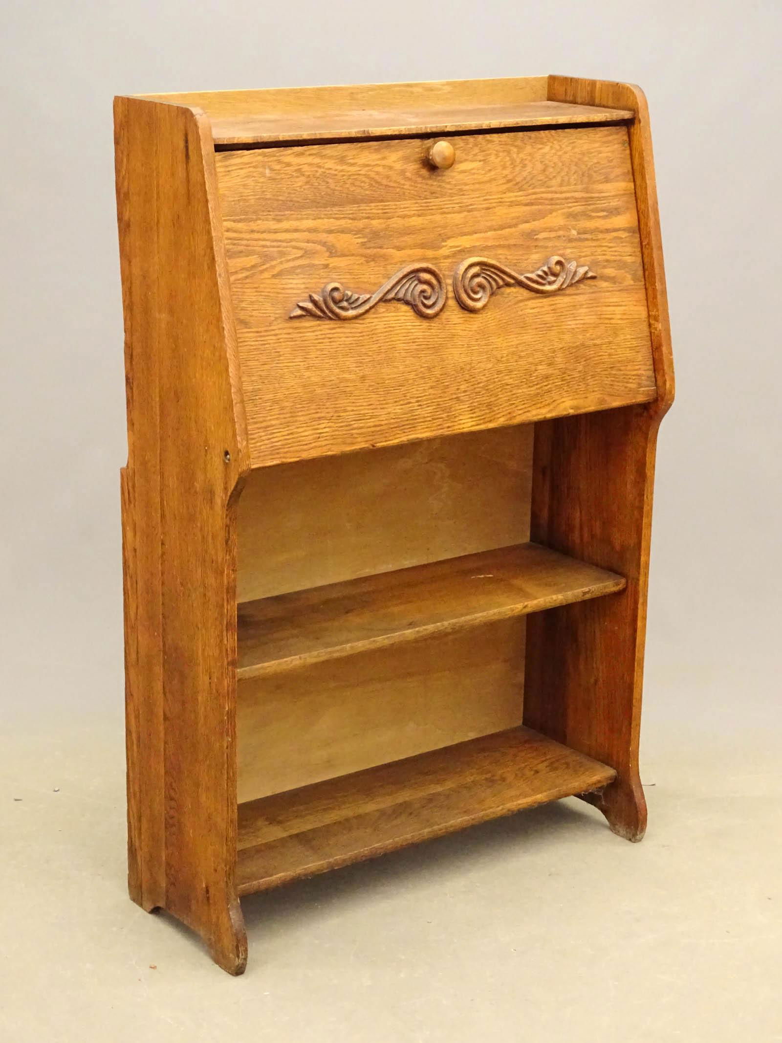 Victorian Desk (1 of 4)