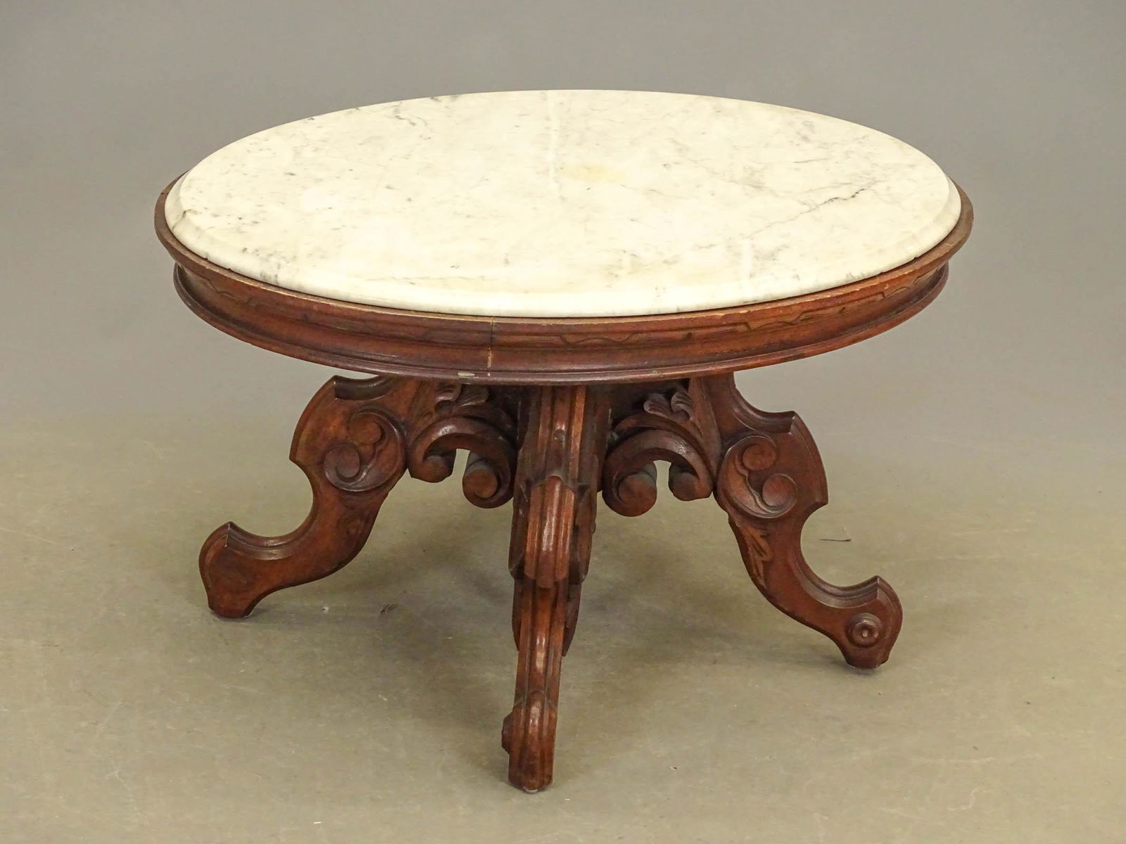 Victorian Table (1 of 4)