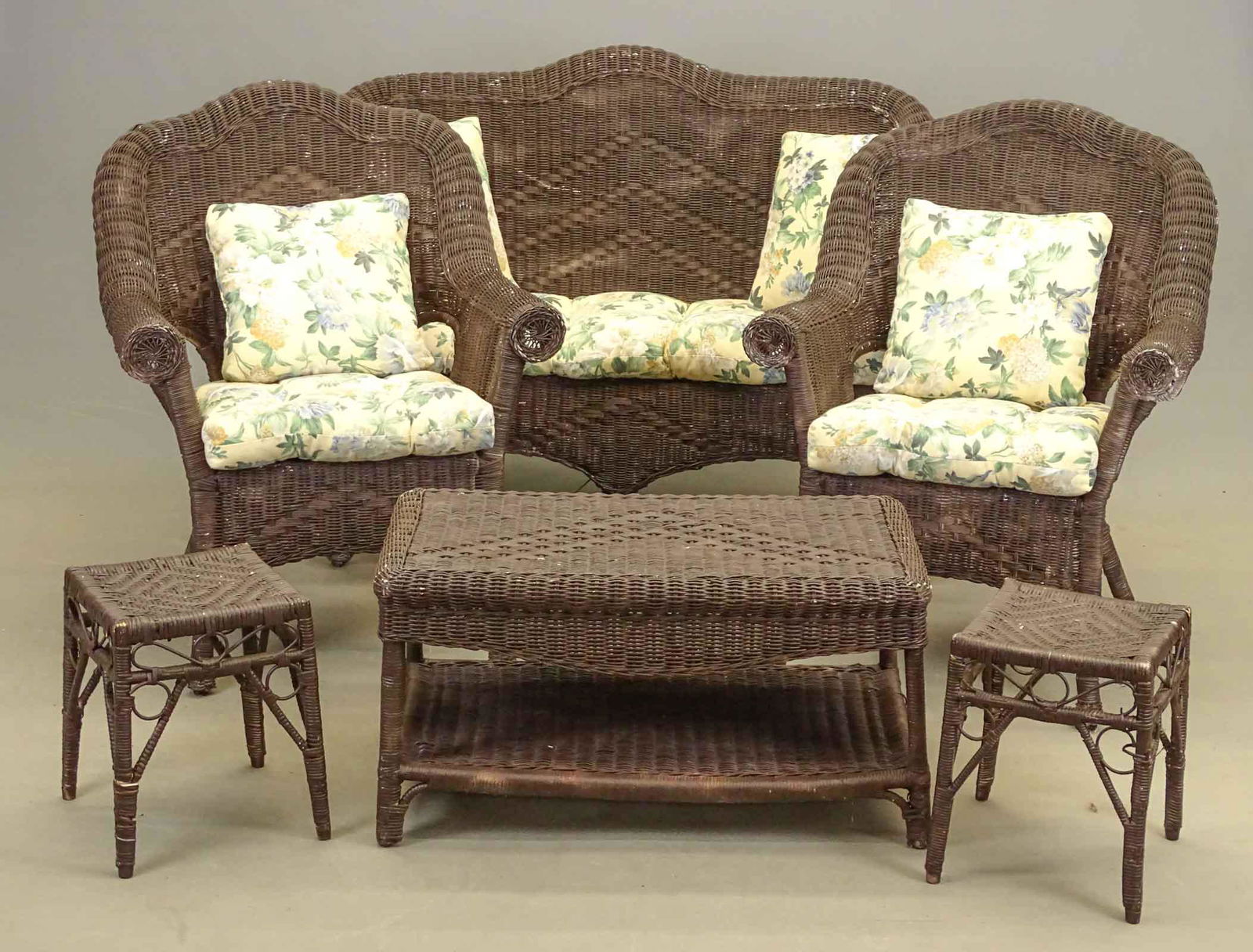 Wicker Set (1 of 13)