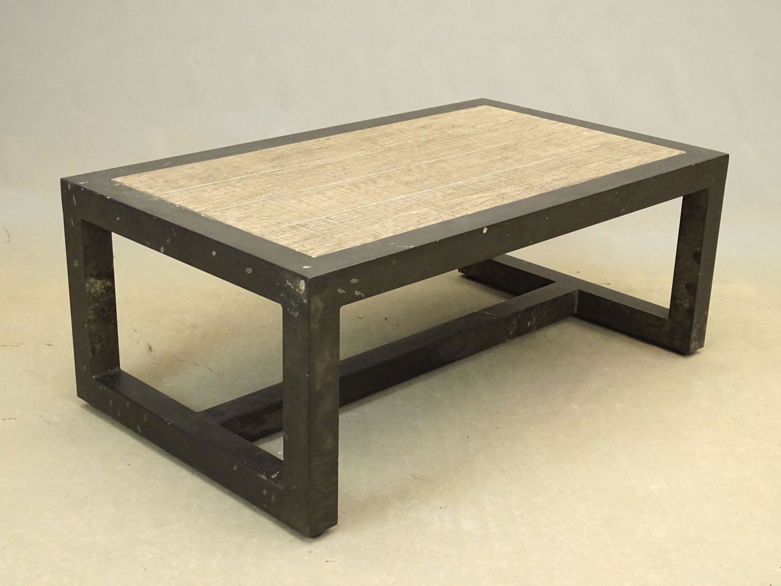 Decorative Metal Table (1 of 3)