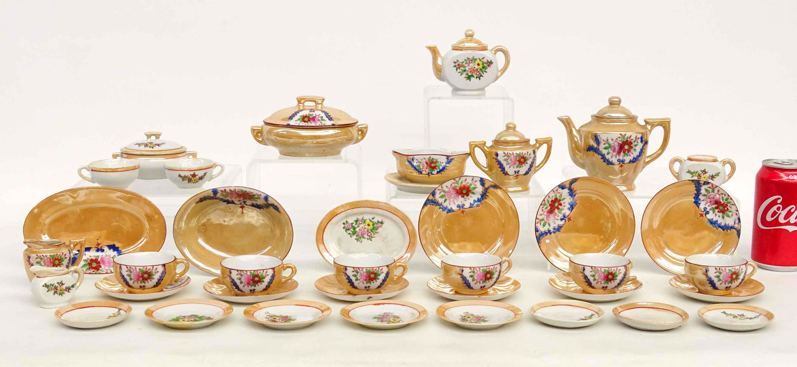 Teaset (1 of 11)
