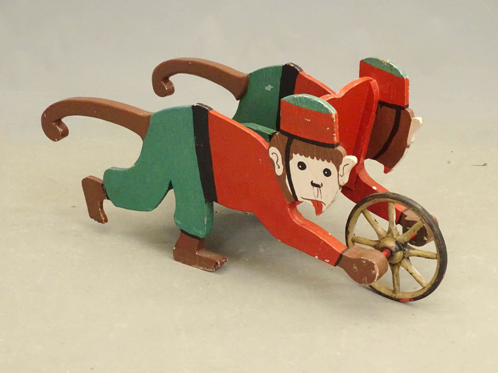 Vintage Child's Wheelbarrow (1 of 4)