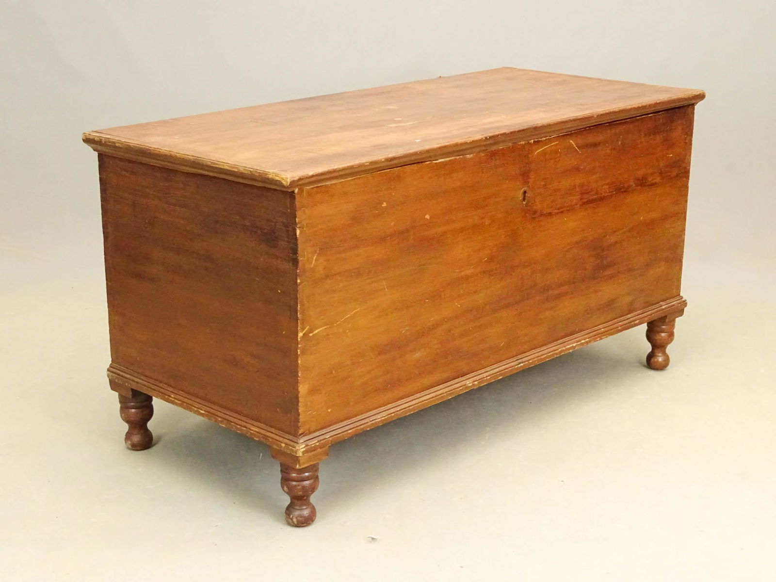 19th c. Hudson Valley Blanket Box (1 of 6)