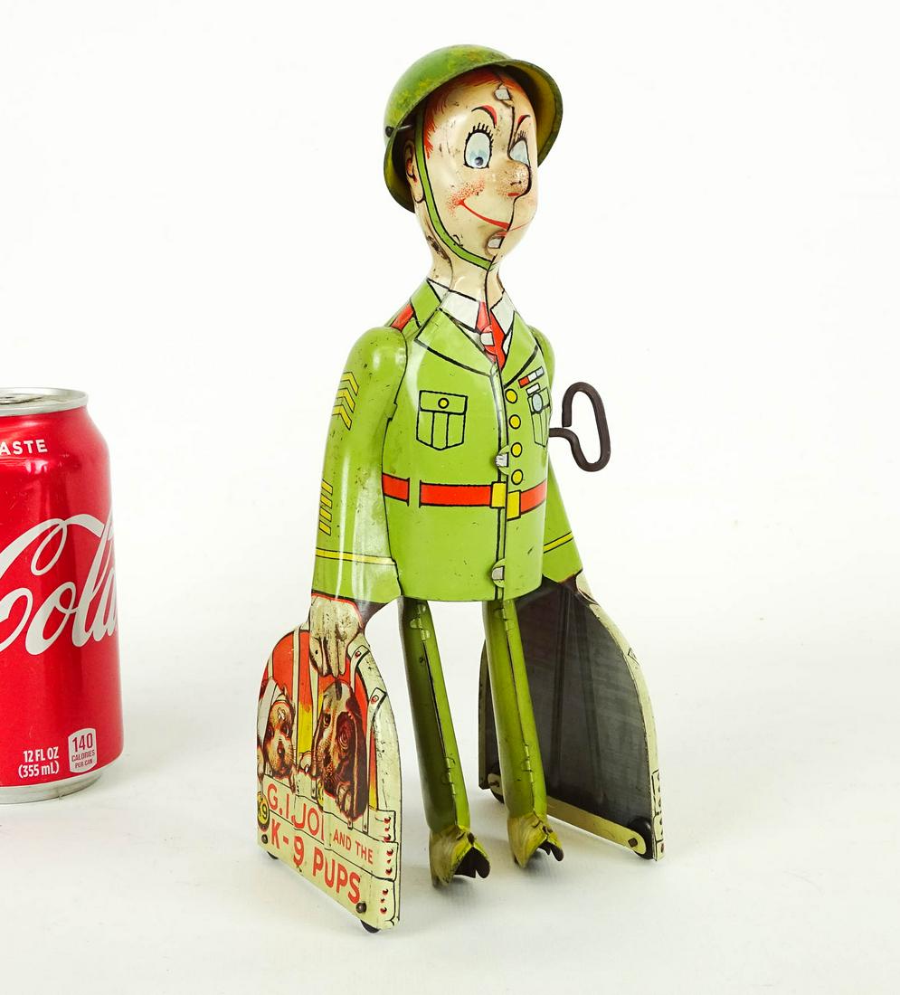 Unique Art Windup GI. JOE Toy (1 of 5)