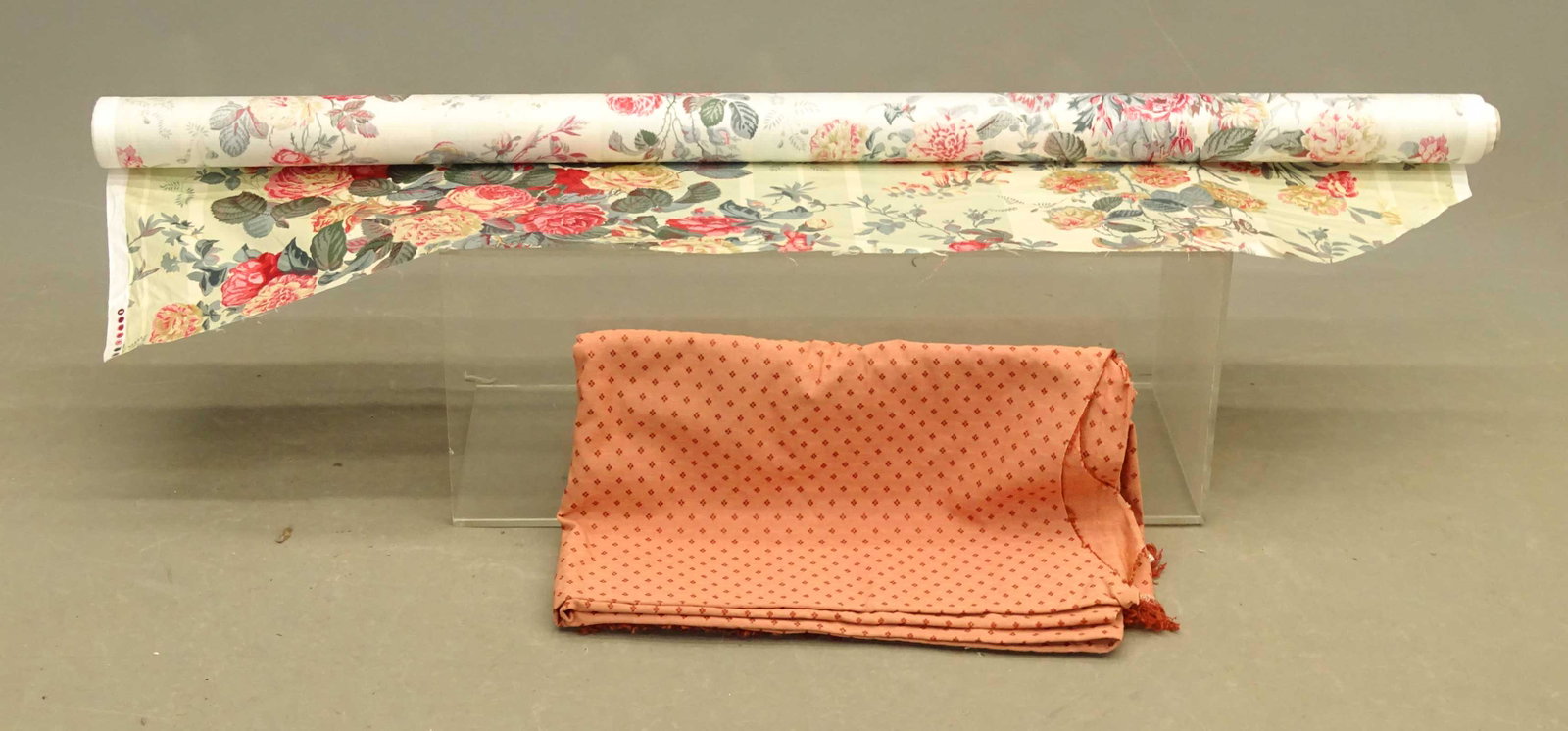 Fabric Lot: Fabric lot including 100% polished cotton yardage (25 yards) etc..