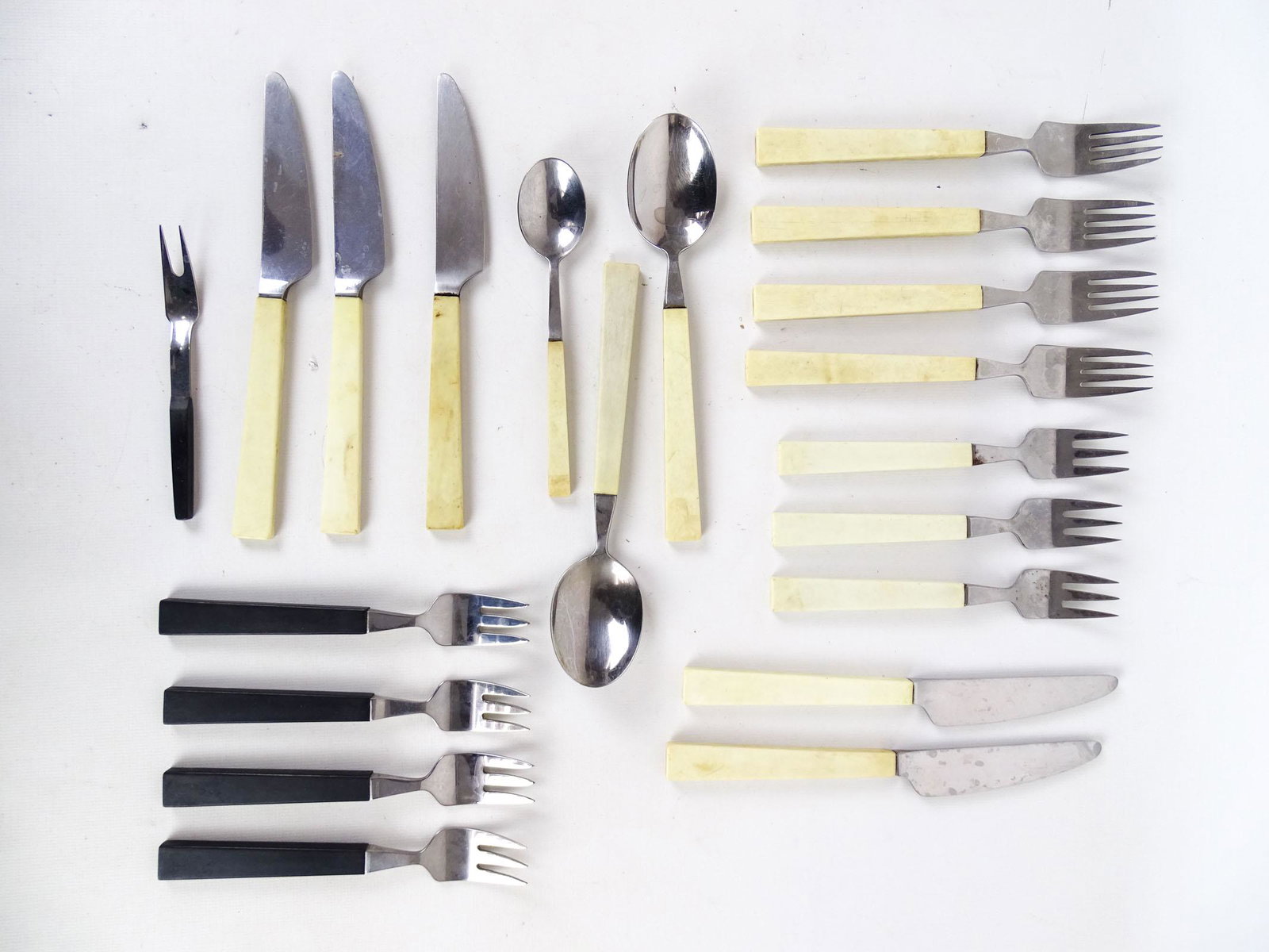Scandinavian Modern Flatwear: Set of Mid Century Scandinavian Modern flatware.