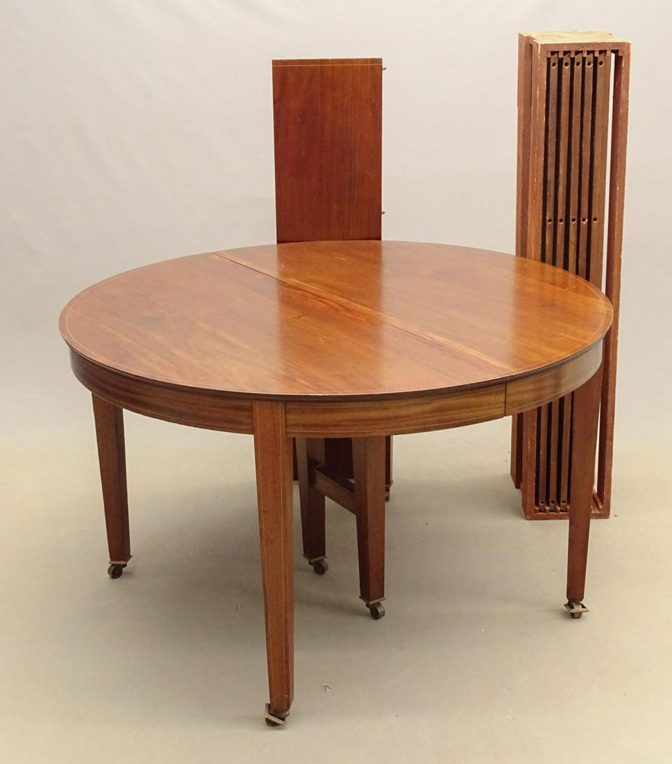 Mahogany Dining Table (1 of 2)