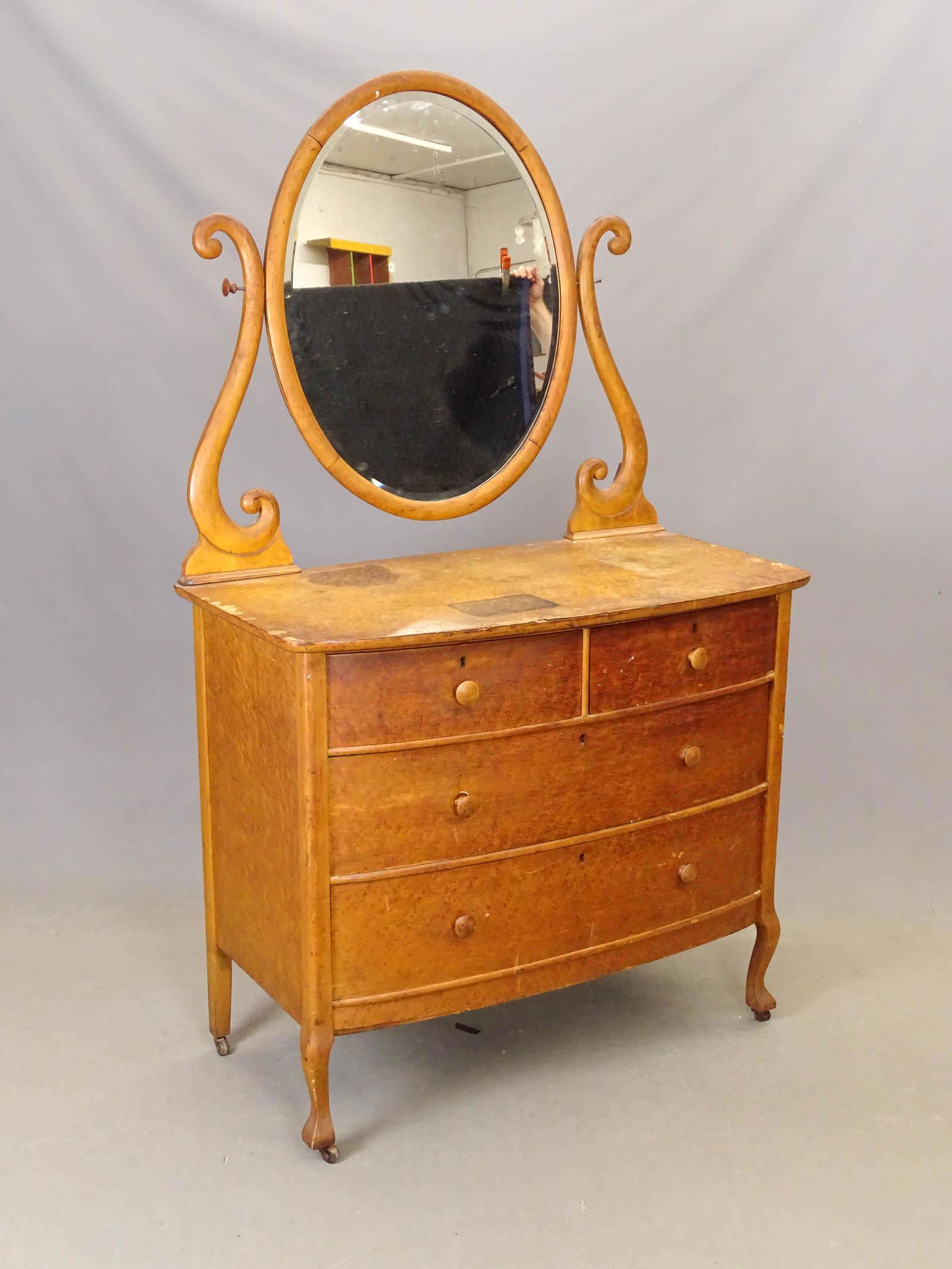 Victorian Chest of Drawers (1 of 7)