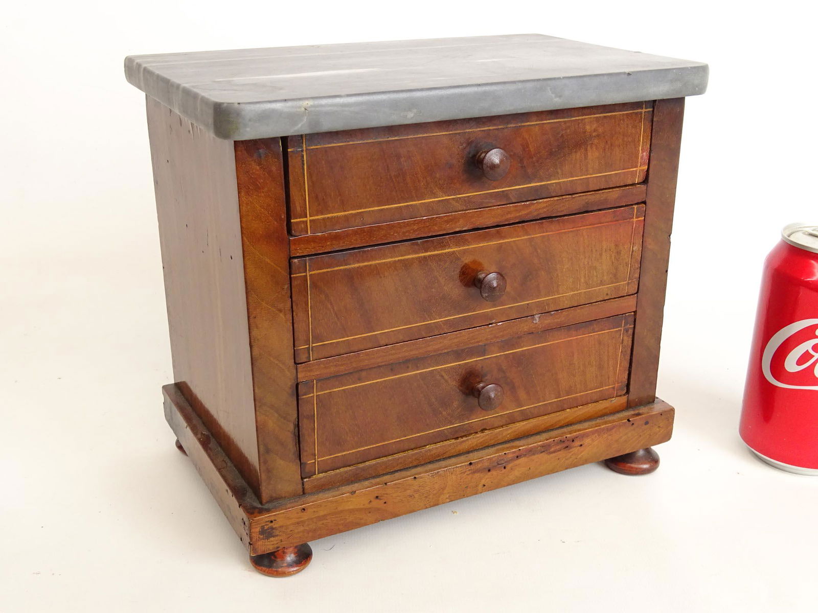 Miniature Chest of Drawers (1 of 4)