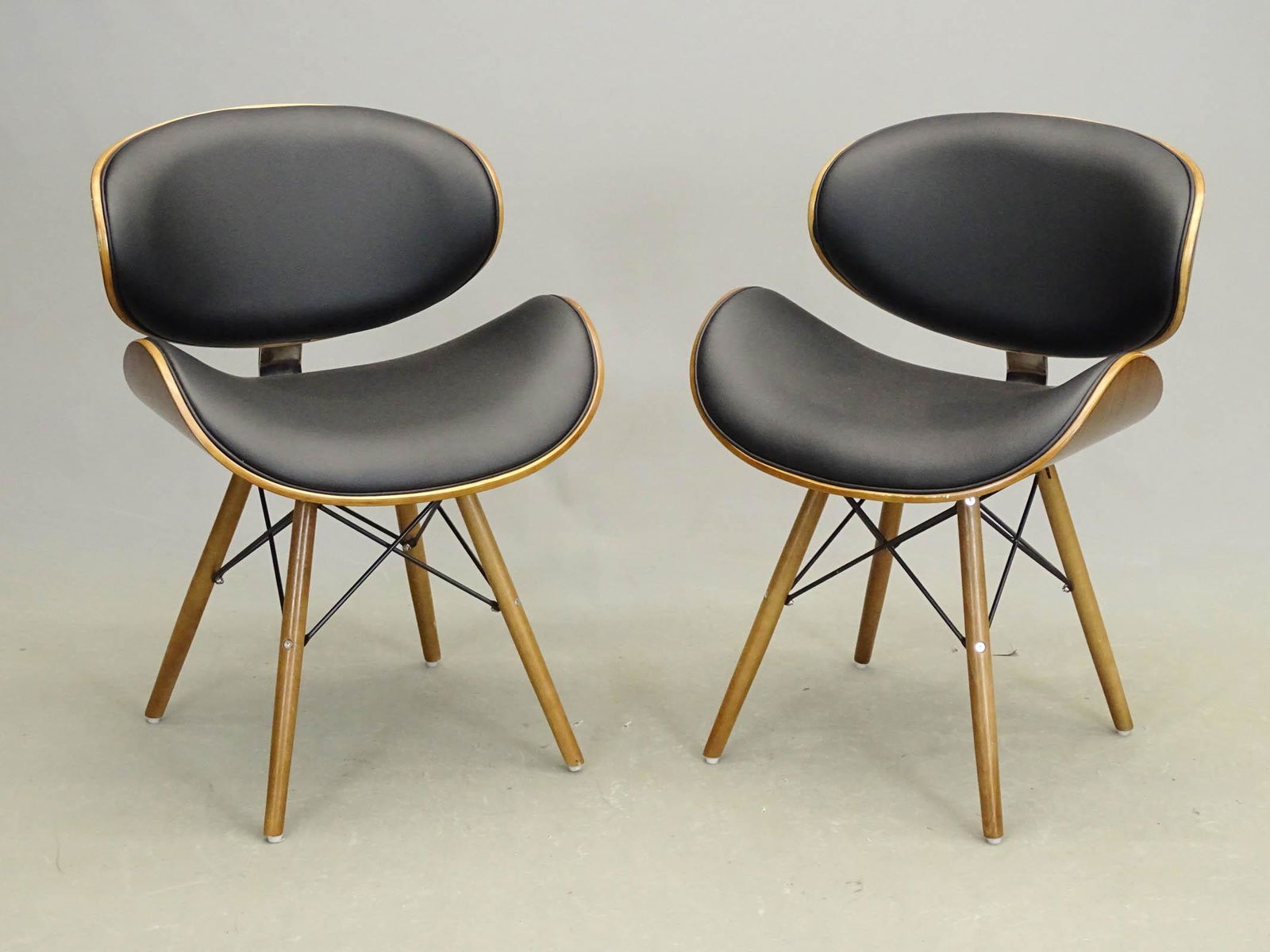 Pair Eames Style Chairs (1 of 5)