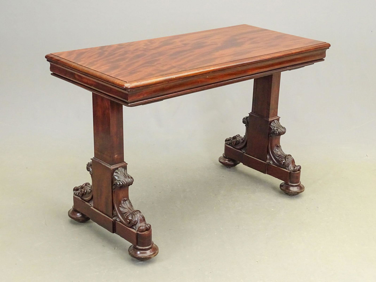 19th c. Mahogany Table (1 of 5)