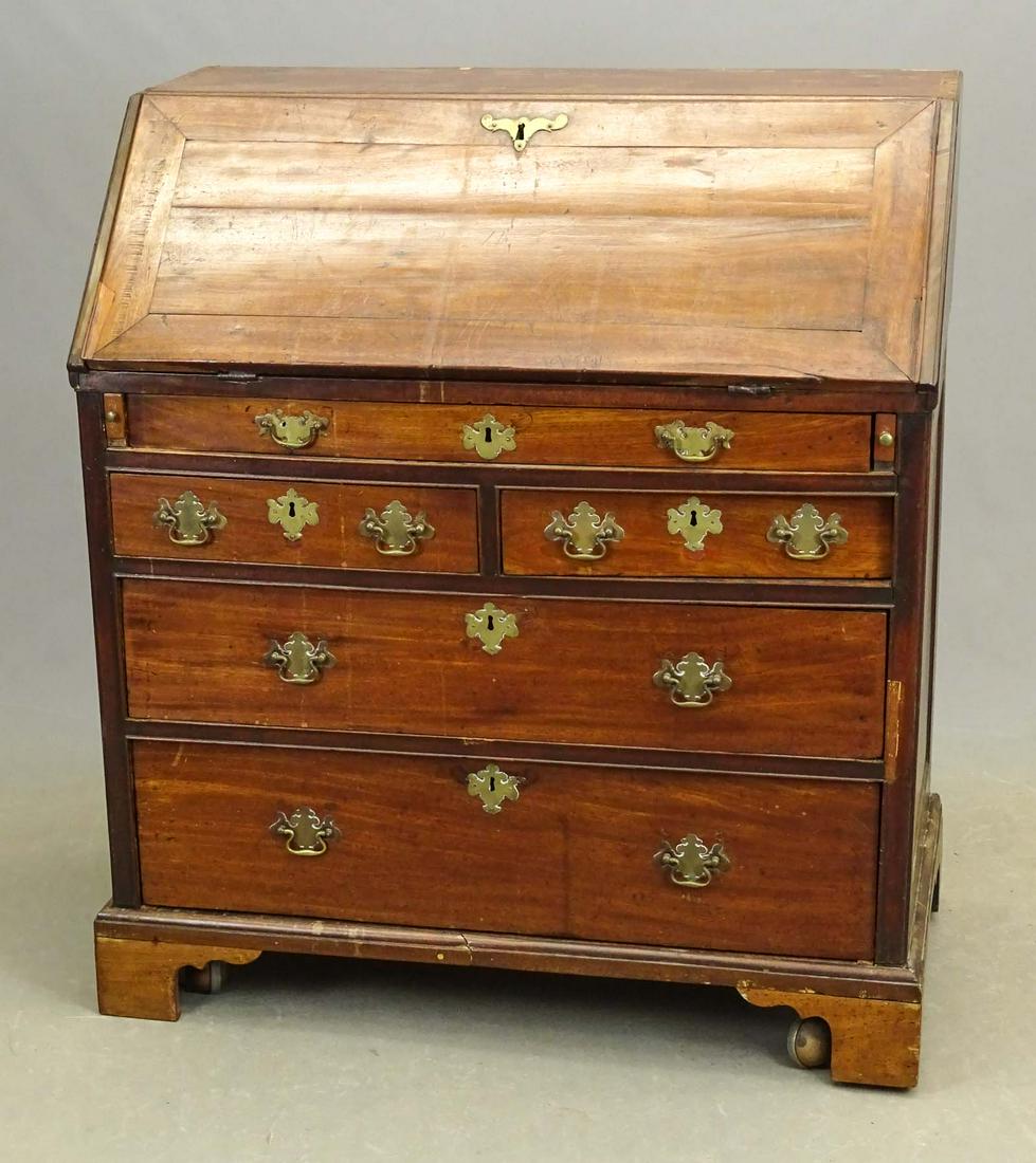 George I Mahogany Slant Lid Desk (1 of 11)