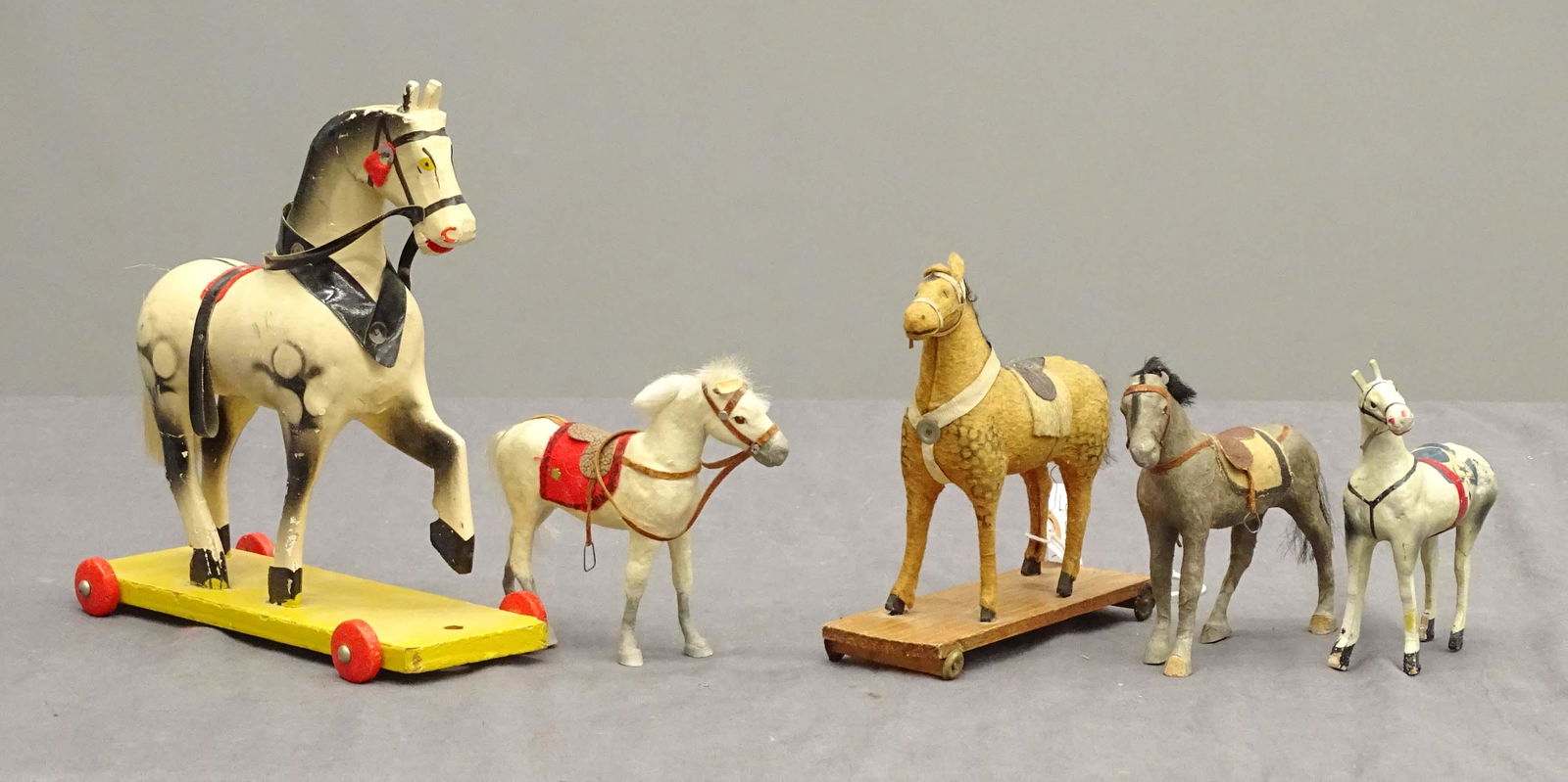 Horse Toy Lot: Lot (5) early horse toys. Largest 8 1/2" x 9".