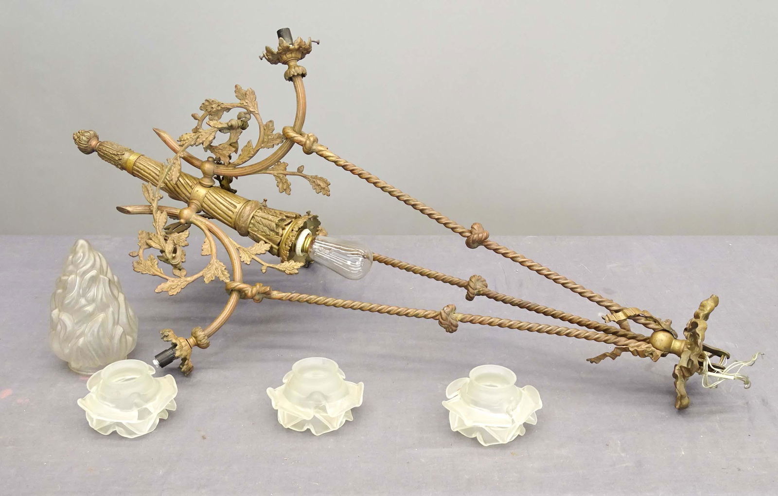 Victorian Hanging Light Fixture (1 of 3)