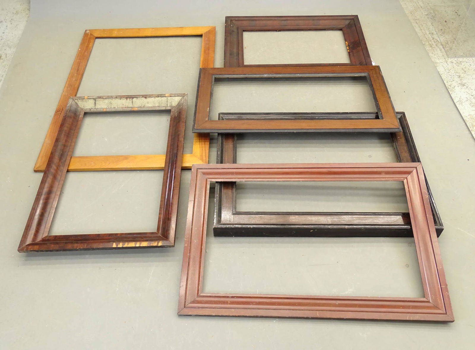 Frame Lot (1 of 20)
