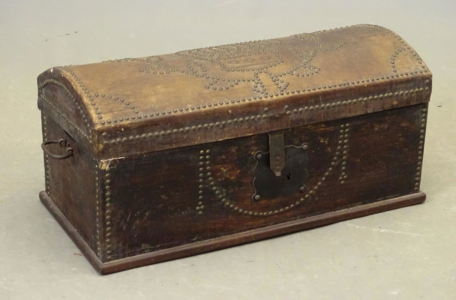 Early Spanish Dometop Trunk (1 of 4)
