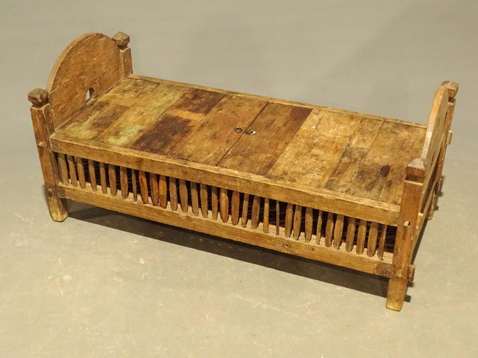 Primitive Bench (1 of 4)