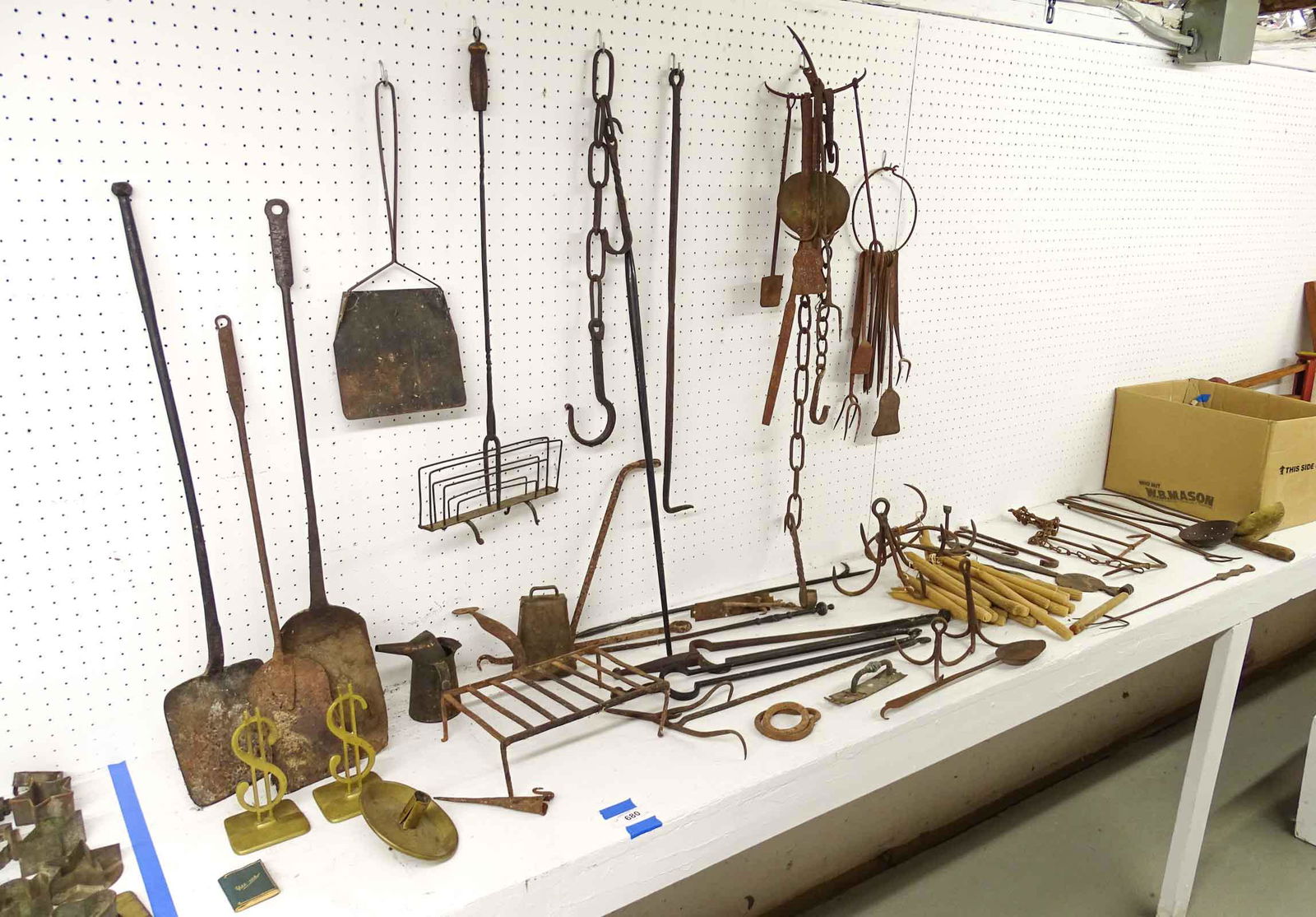 Metalware Lot (1 of 5)
