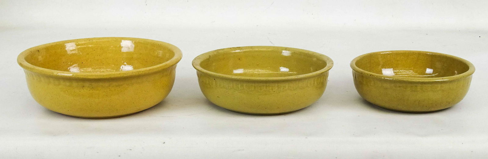 Yelloware Bowls (1 of 6)