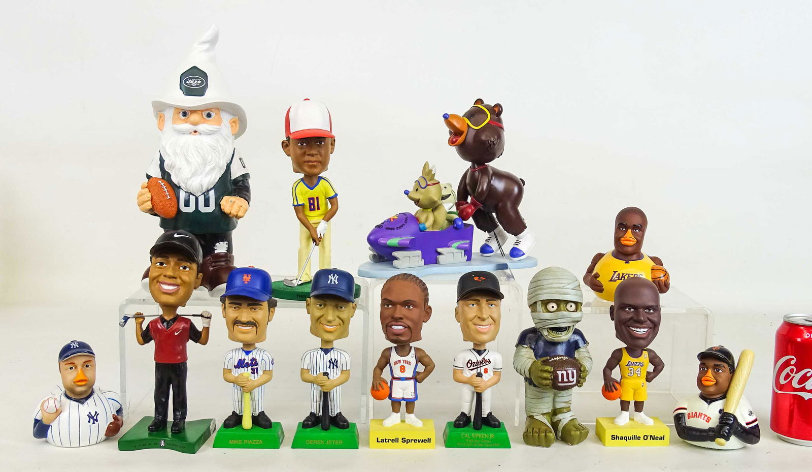 Bobble Heads Lot (1 of 20)