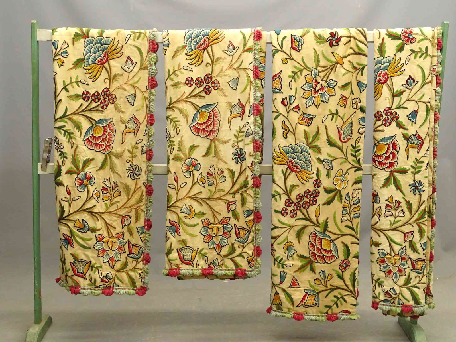 Curtain Lot (1 of 5)