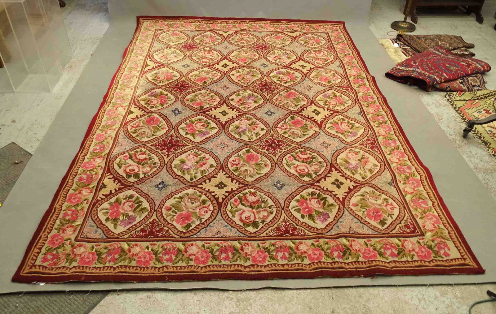Decorative Rug (1 of 5)