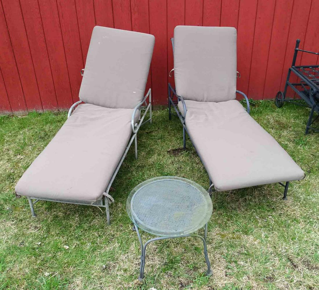 Pair of Aluminum Chaise Lounges (1 of 7)