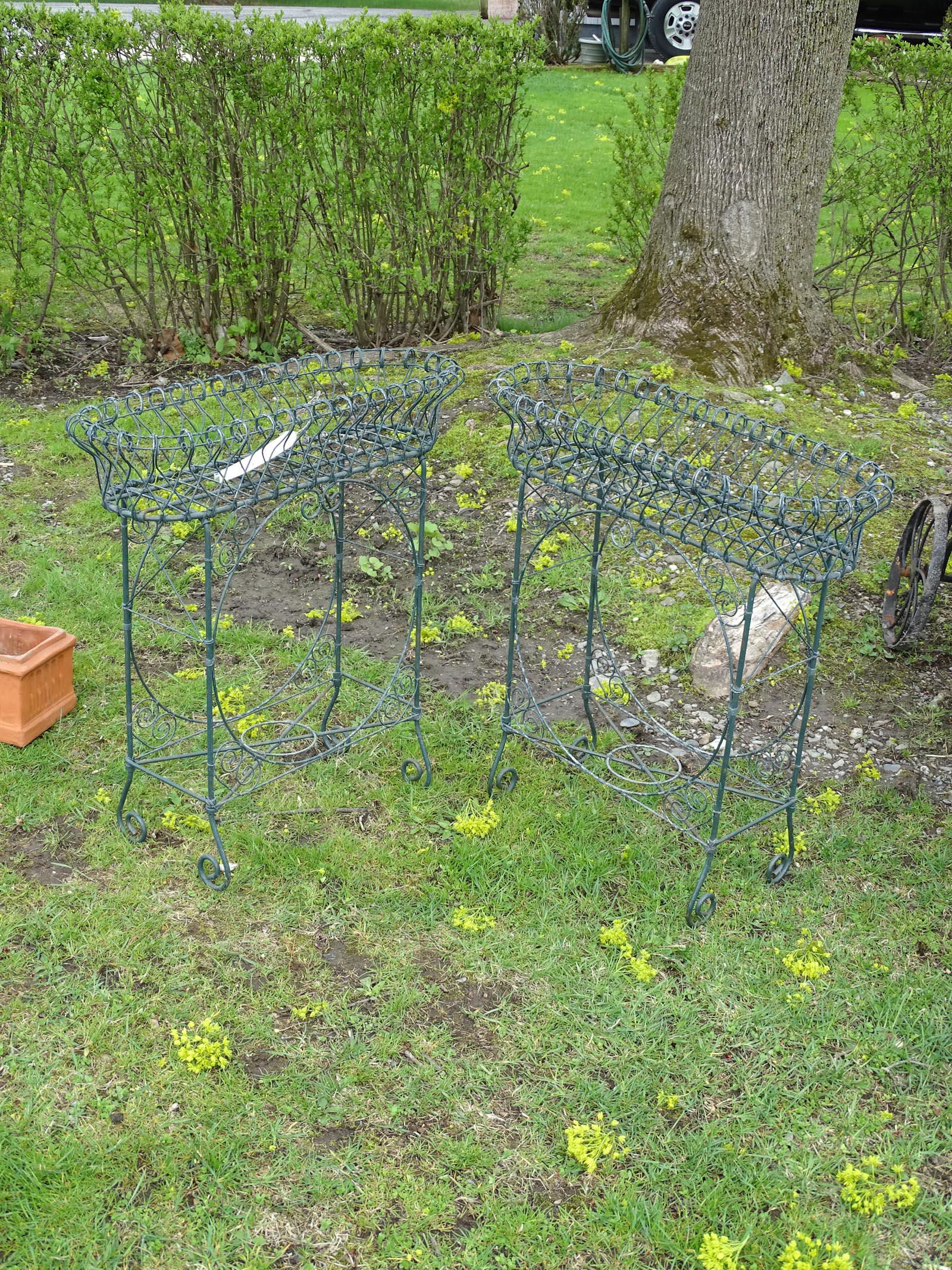Wirework Planters (1 of 4)