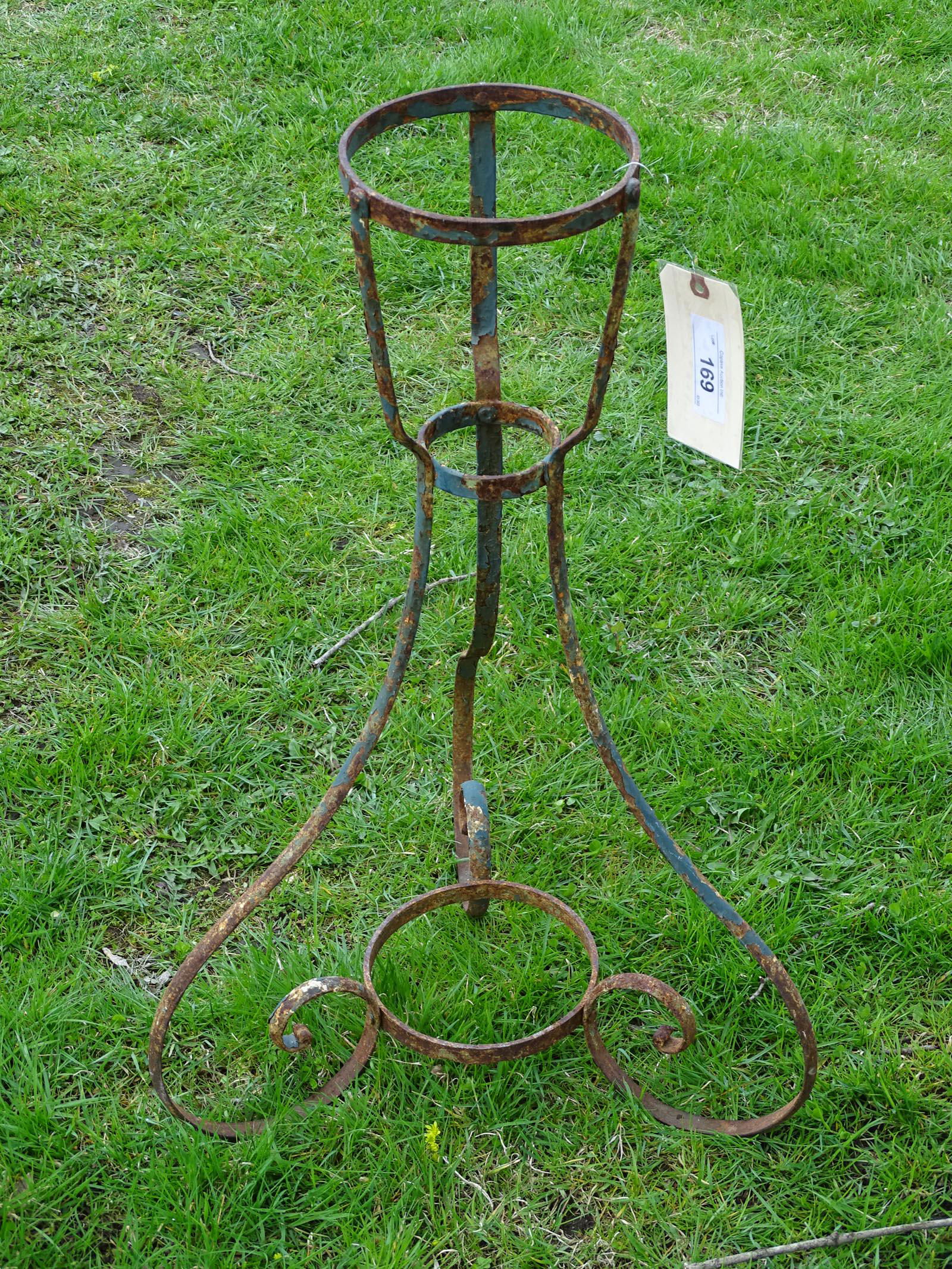 Wrought Iron Pot Holder (1 of 2)