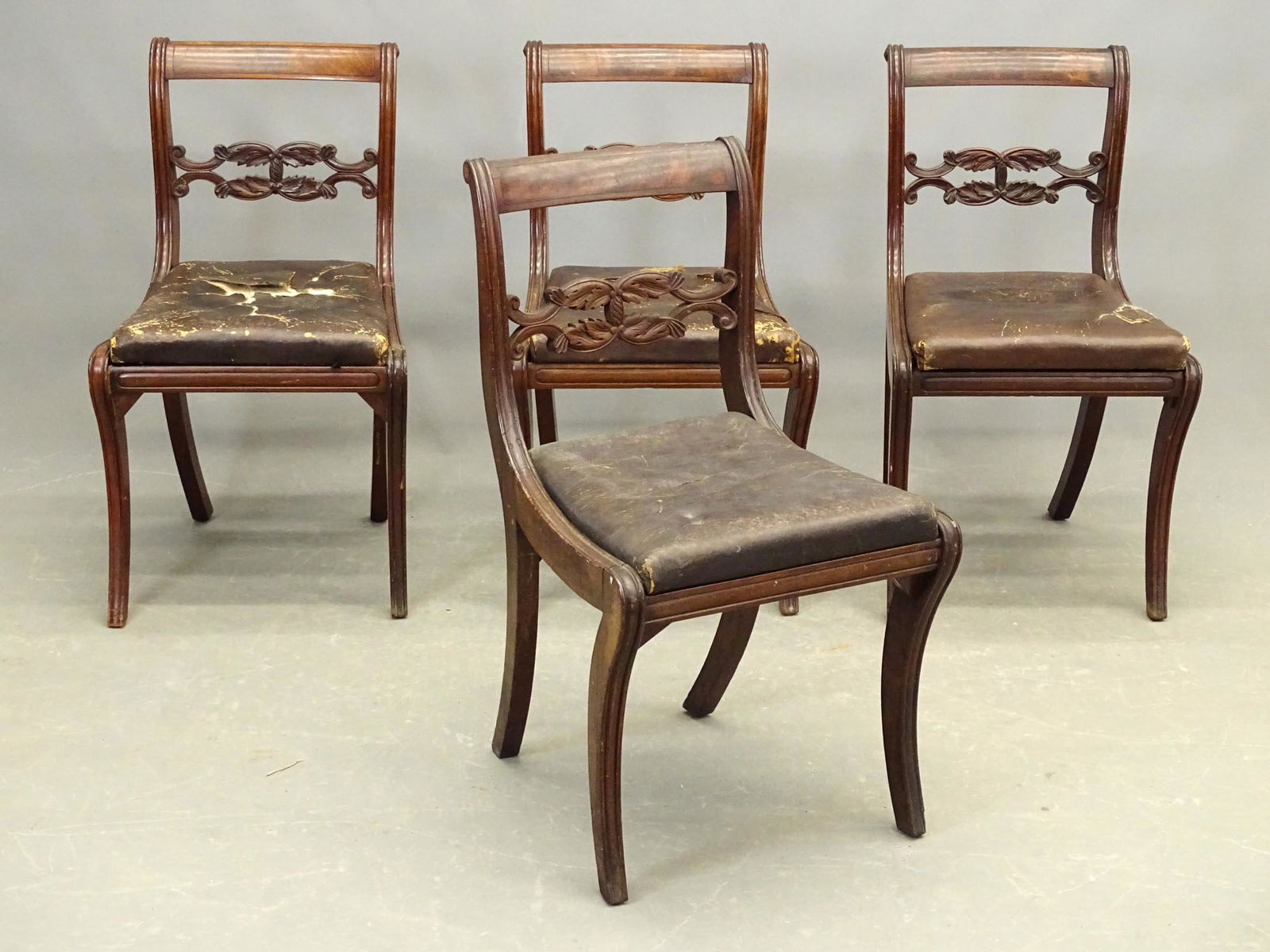 Set of Classical Dining Chairs: Set of (4) 19th c. Classical mahogany dining chairs in the style of Duncan Phyfe. 17 1/2" seat Ht., 32" overall Ht..
