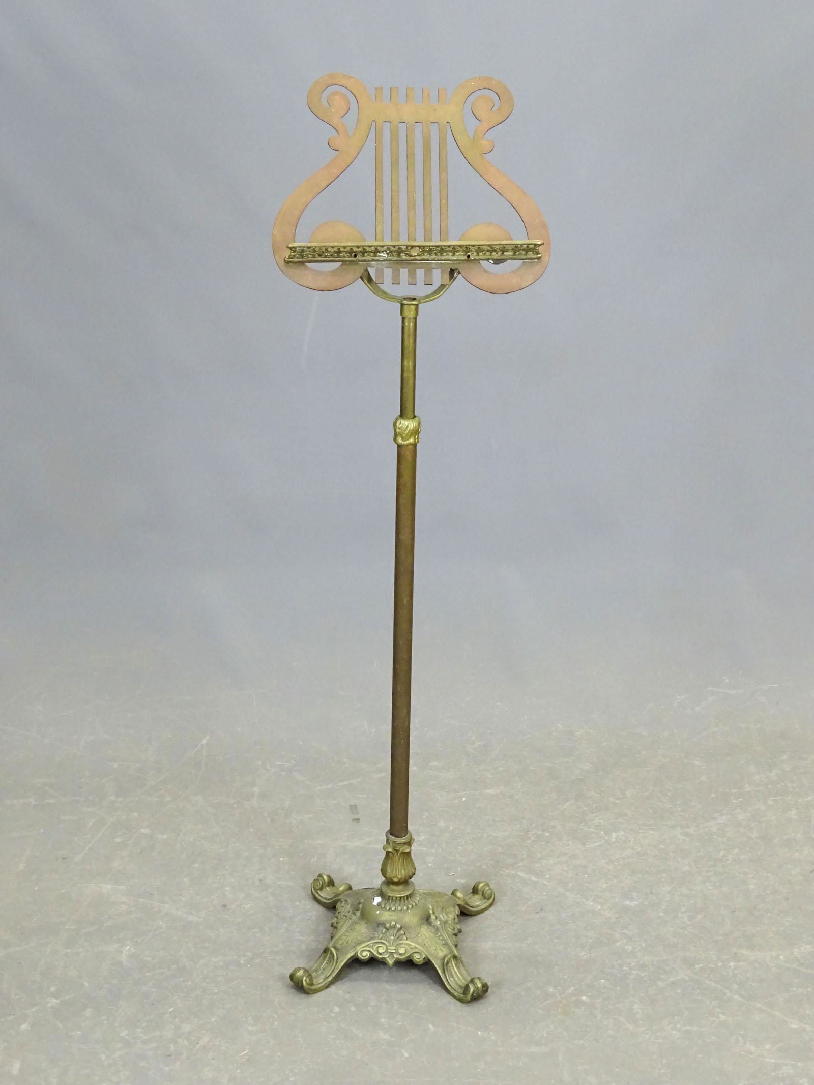 Lyre Form Brass Music Stand (1 of 3)
