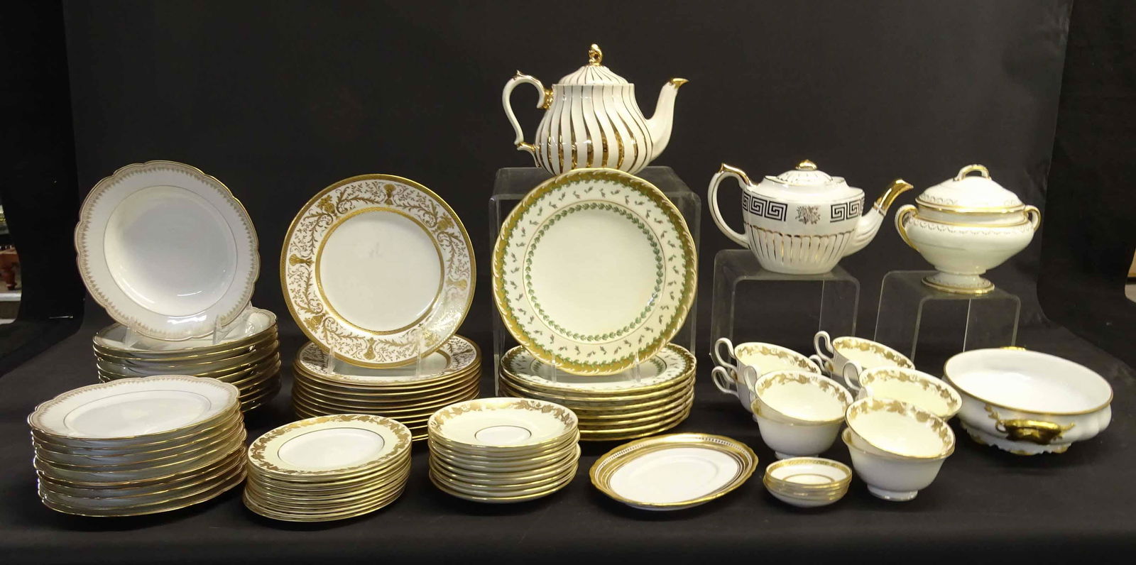 Collection of Gold Rim Porcelain (1 of 17)