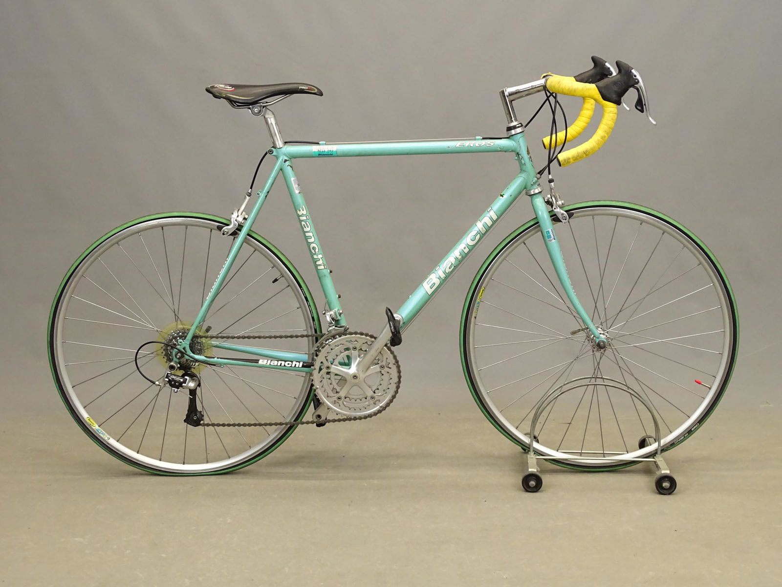 Bianchi Men's Bicycle (1 of 7)