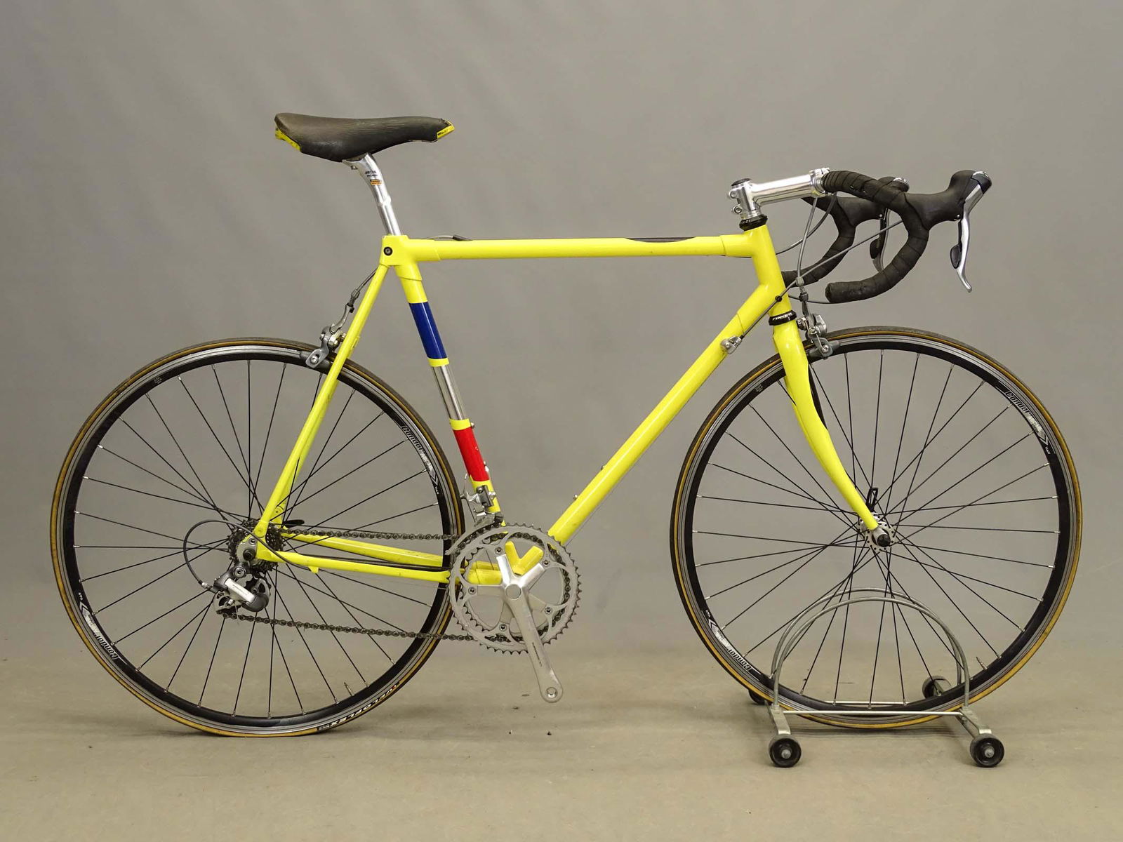 Armstrong Look Bicycle (1 of 15)