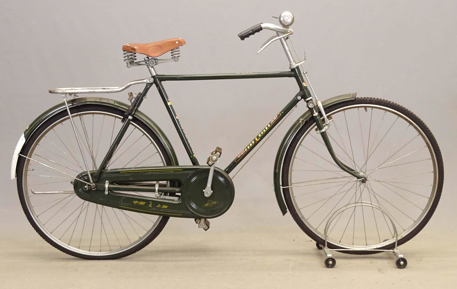Vintage Chinese Bicycle: Vintage Chinese bicycle. 22" frame. Good condition.