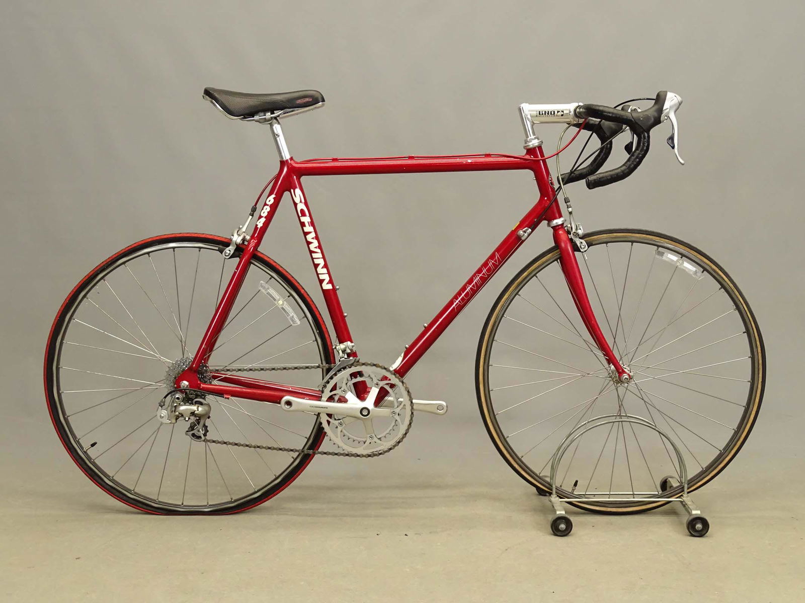 Schwinn Men's Bicycle (1 of 13)