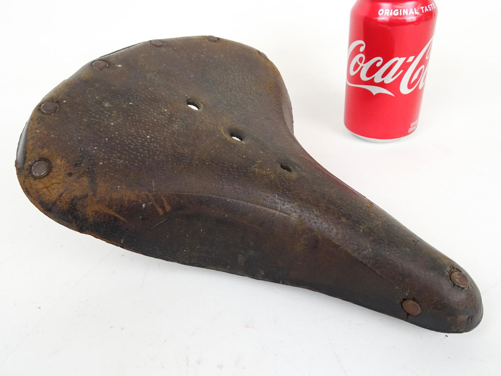 Bicycle Saddle (1 of 5)