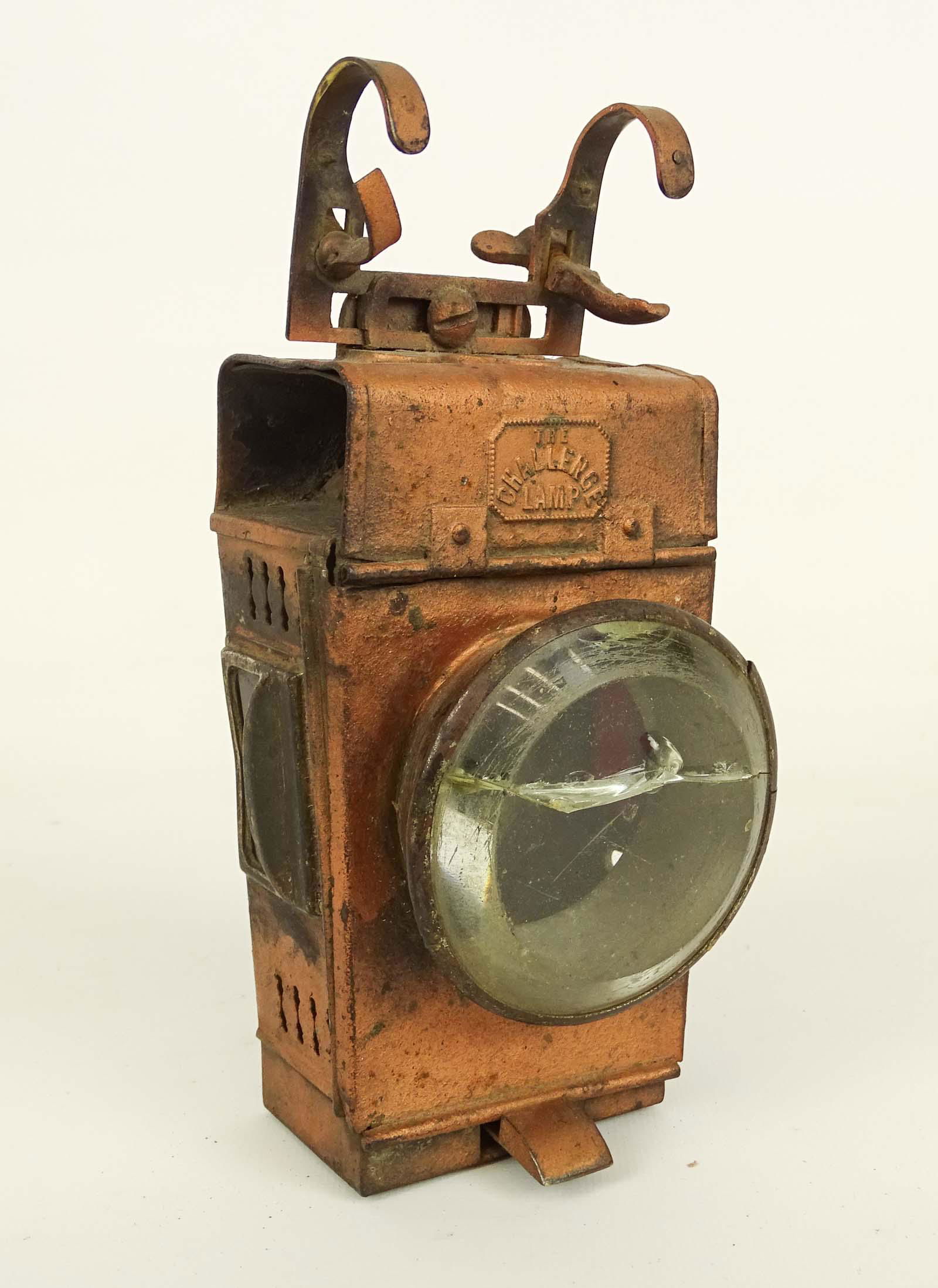 The Challenge Hub Lamp (1 of 4)